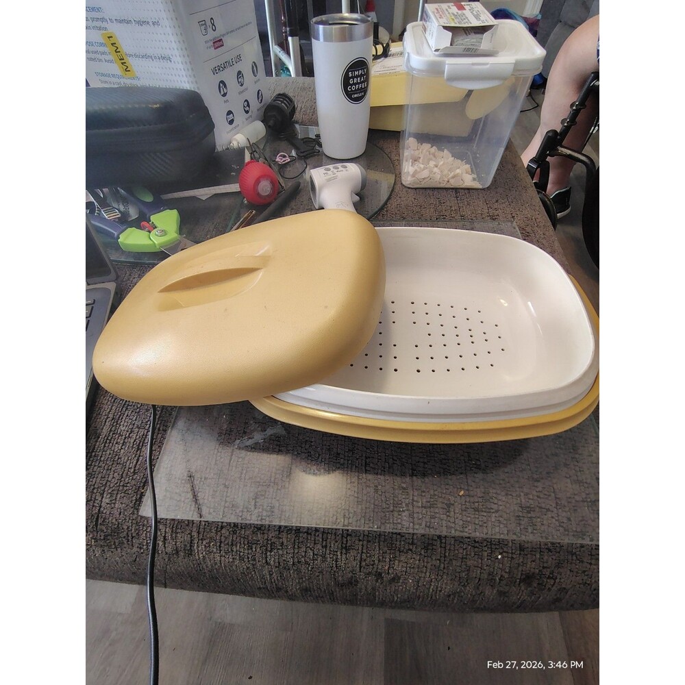 Vintage Tupperware Microwave Steamer 1273 Harvest Gold Complete  3 Piece Steamer